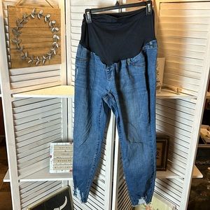 Sonoma Maternity Jeggings With Stretch Panel Distressed